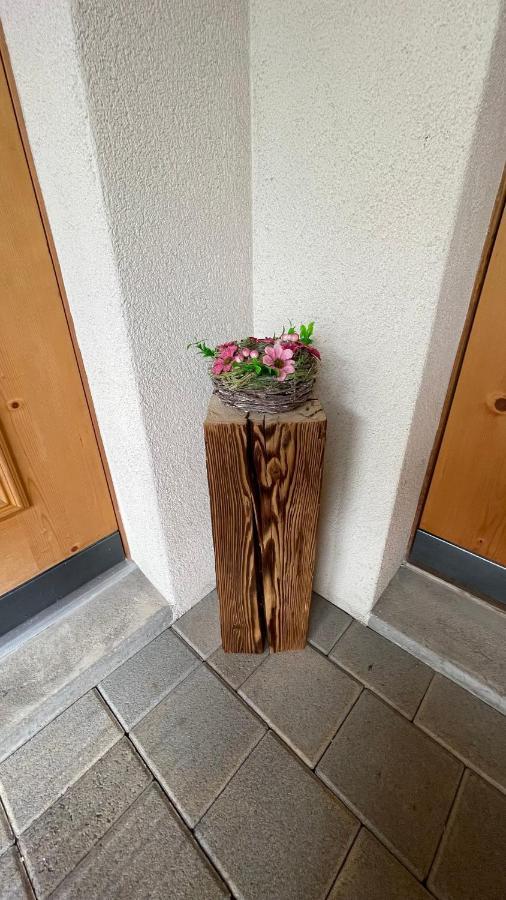 Ferienwohnung Mit Idyllischer Aussicht Klosters Exteriör bild