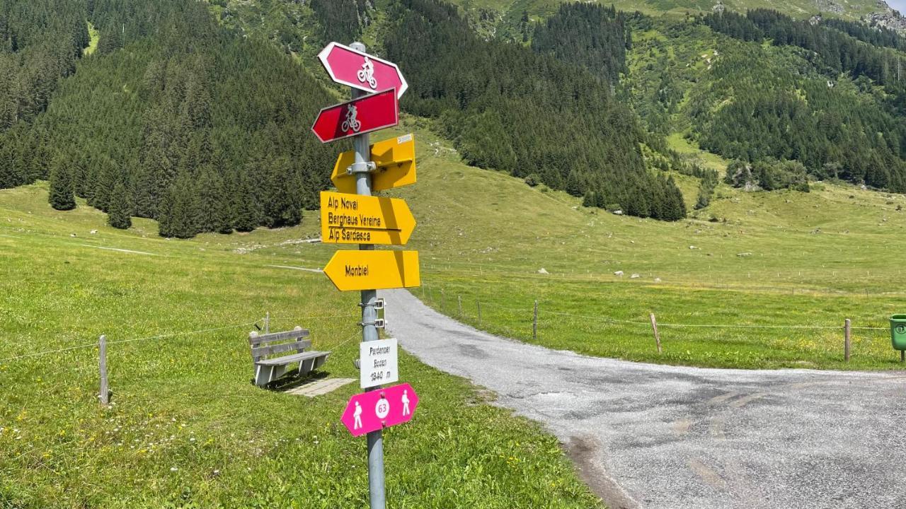 Ferienwohnung Mit Idyllischer Aussicht Klosters Exteriör bild