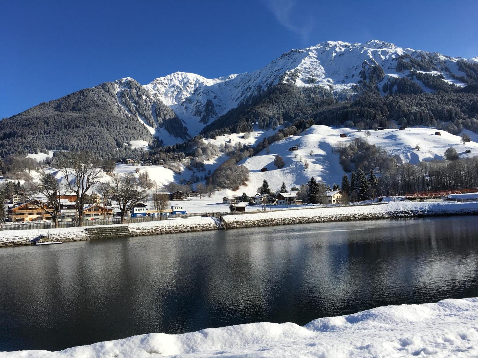 Ferienwohnung Mit Idyllischer Aussicht Klosters Exteriör bild